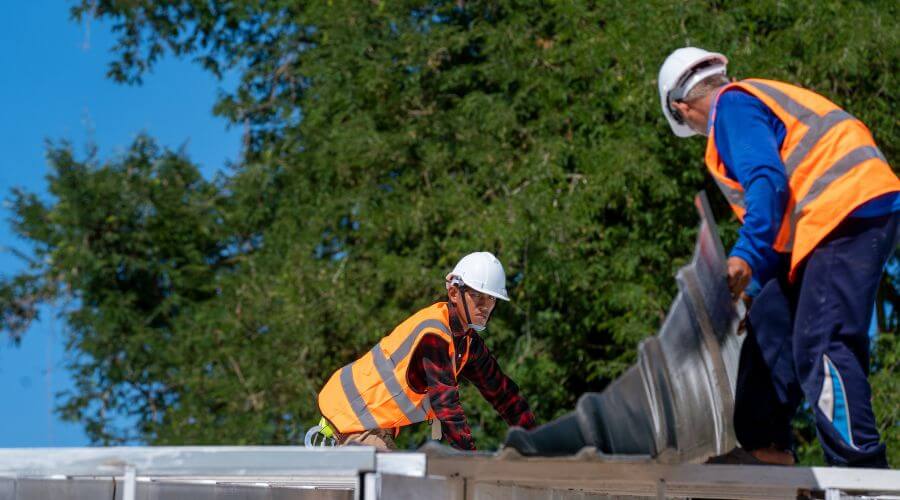 Expert top industrial roofings services in Loraine, IL